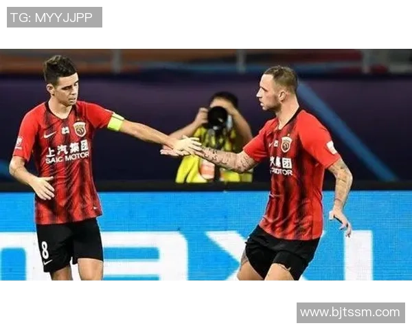 成都羽毛球队与南京羽毛球队赛后状态分析与复盘总结